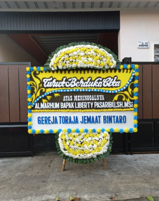 Papan Bunga Duka di Dembe Ii