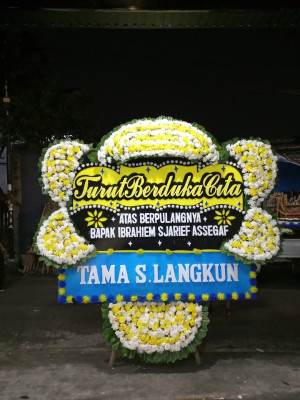 Papan Bunga Duka di Dembe Ii